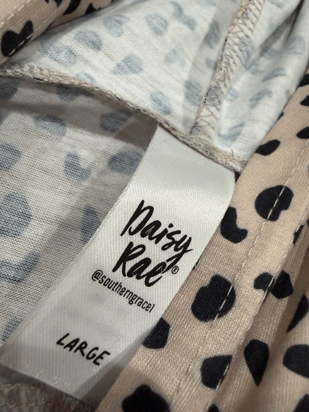 Daisy Rae pullover - Picture 3 of 3